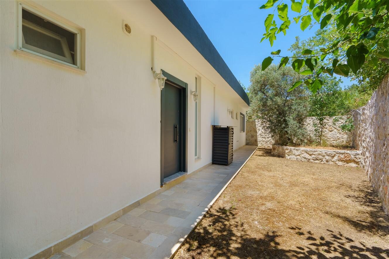 Villa Sydney — 64