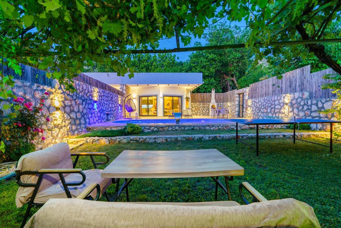 Villa Yek — 54