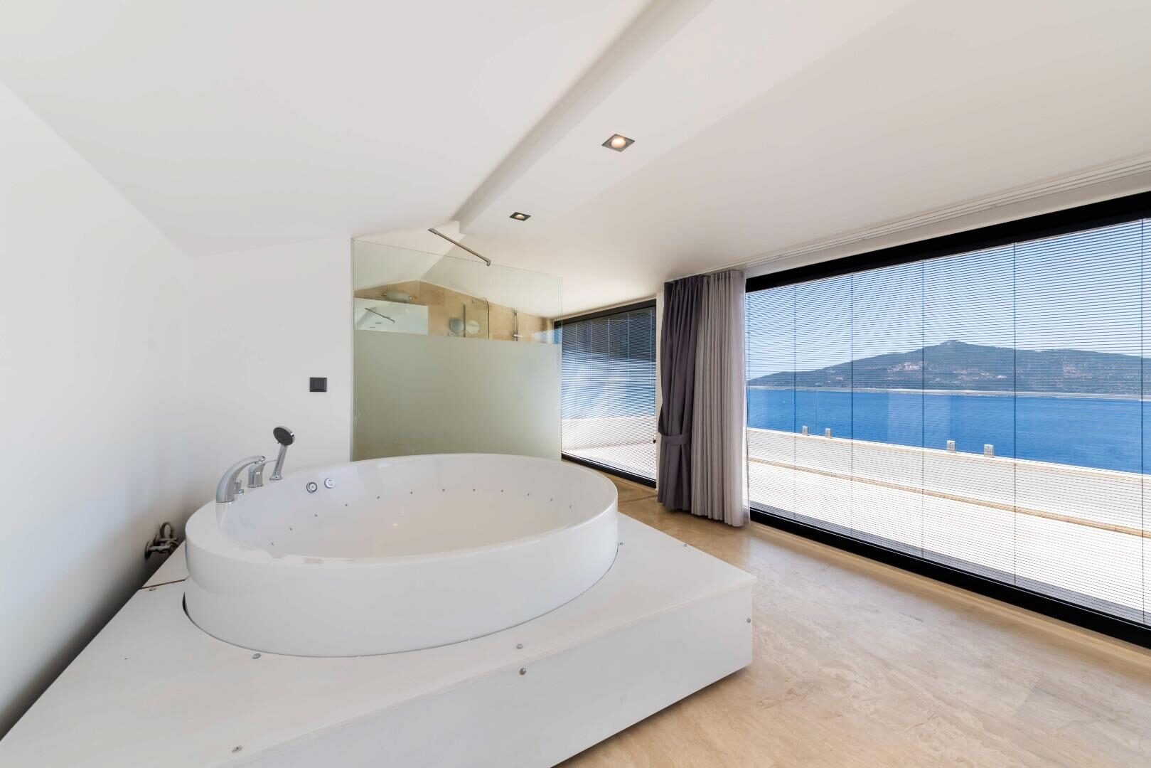 Villa Lumineux — 31