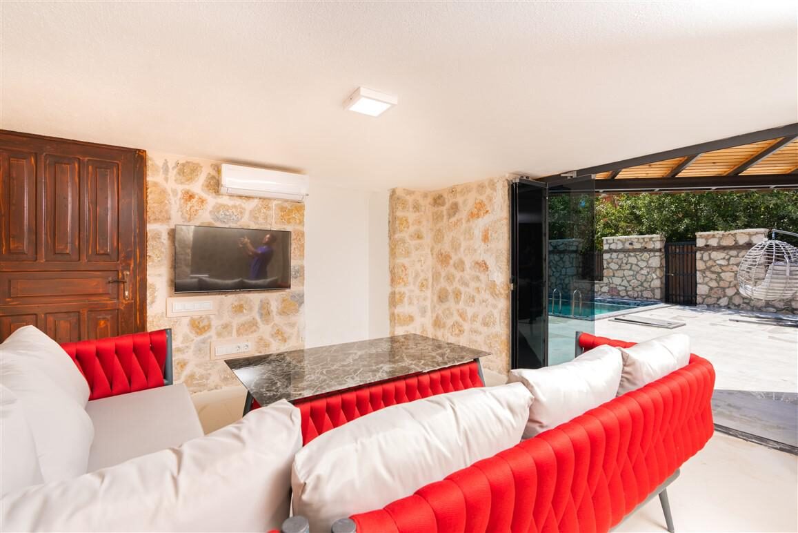 Villa Şah Bezirgan — 18