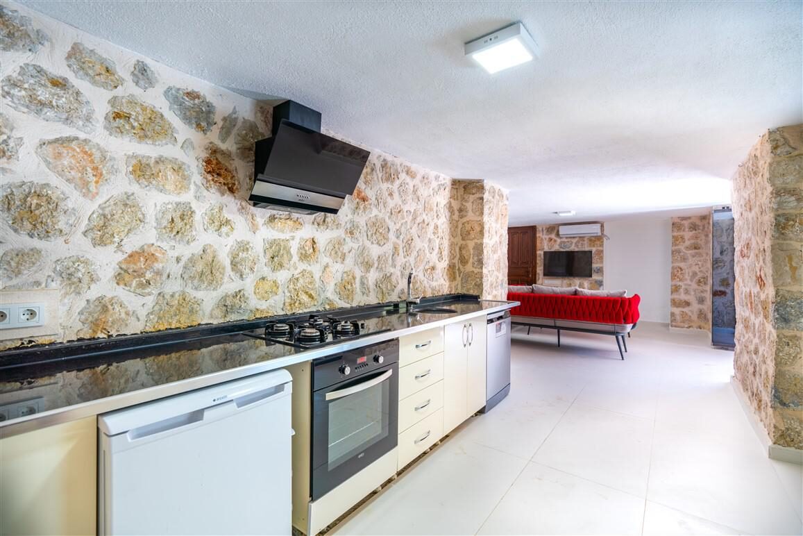 Villa Şah Bezirgan — 22