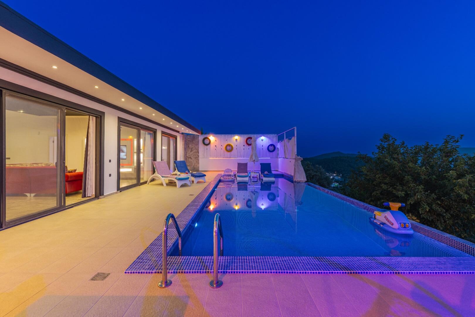 Villa Elsara — 3