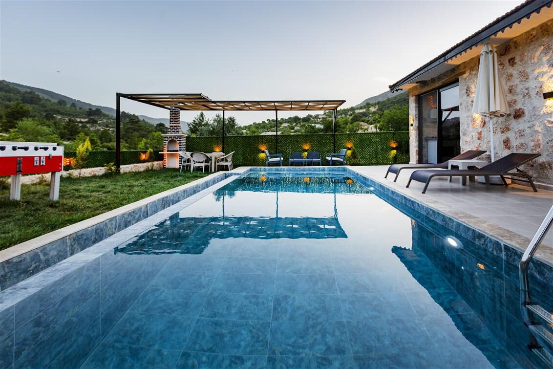 Villa Menesa — 19
