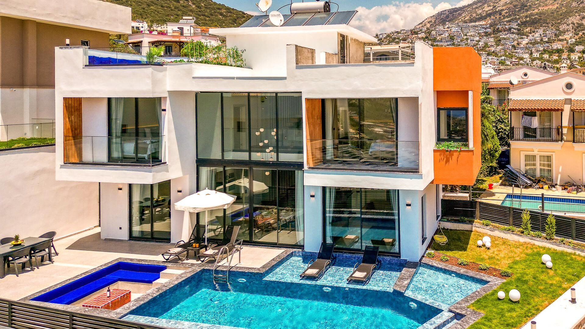 Villa Barlas — 63