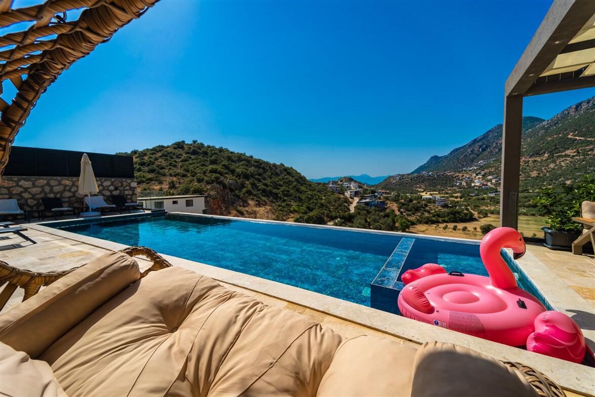 Villa Divan — 4