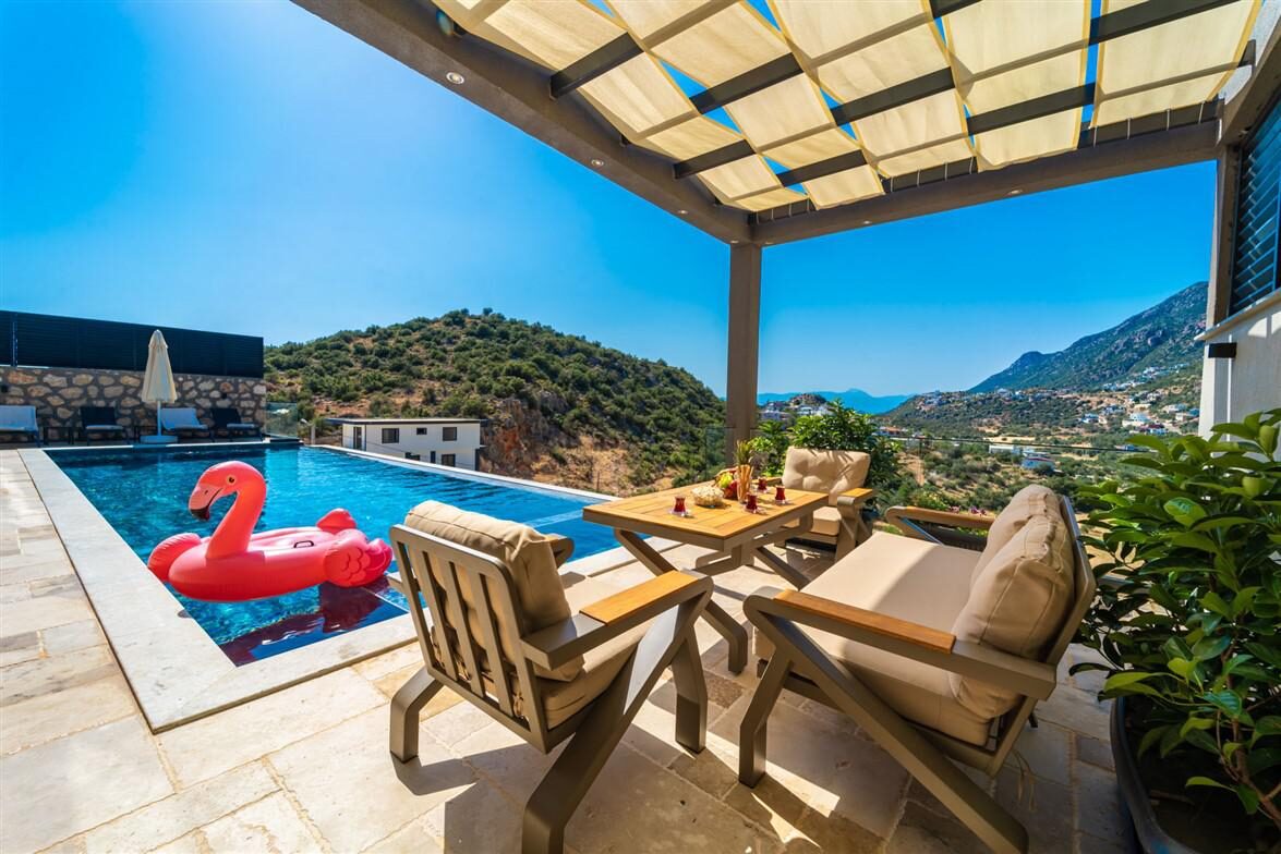 Villa Divan — 8