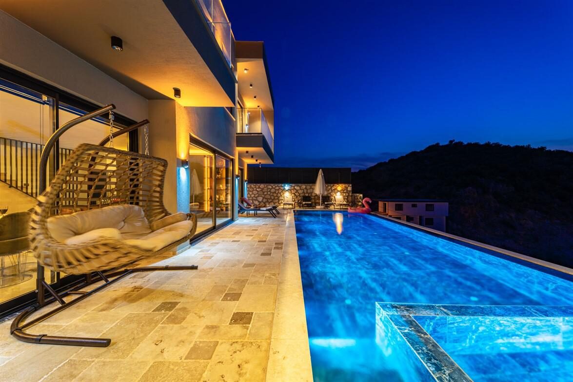 Villa Divan — 32
