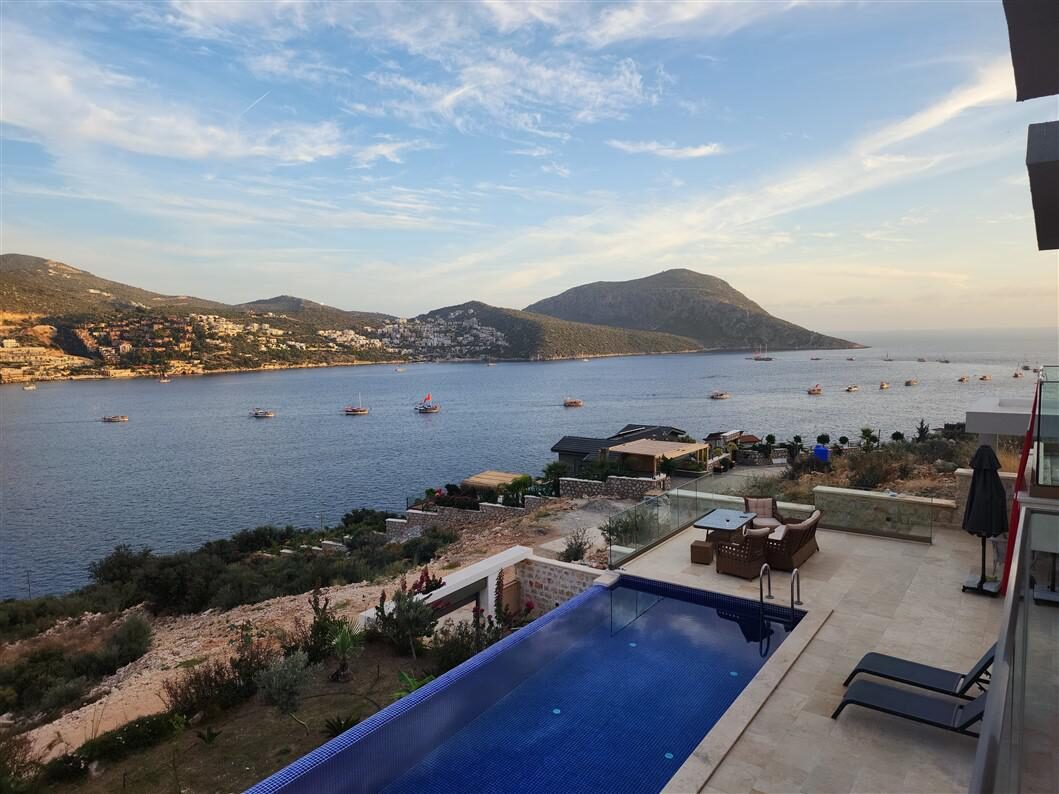 Villa Banu Exclusive — 35