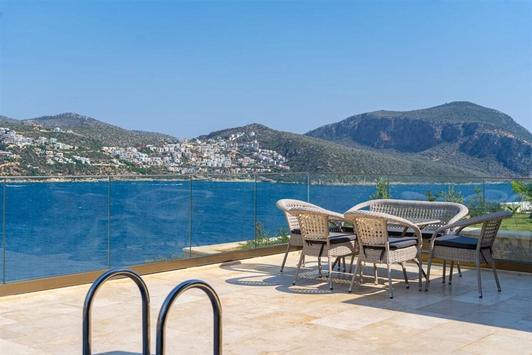 Villa Banu Exclusive — 96