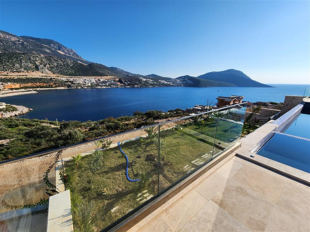 Villa Banu Exclusive — 168