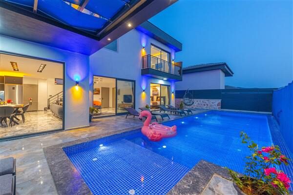 Villa Aslan 1 — 2