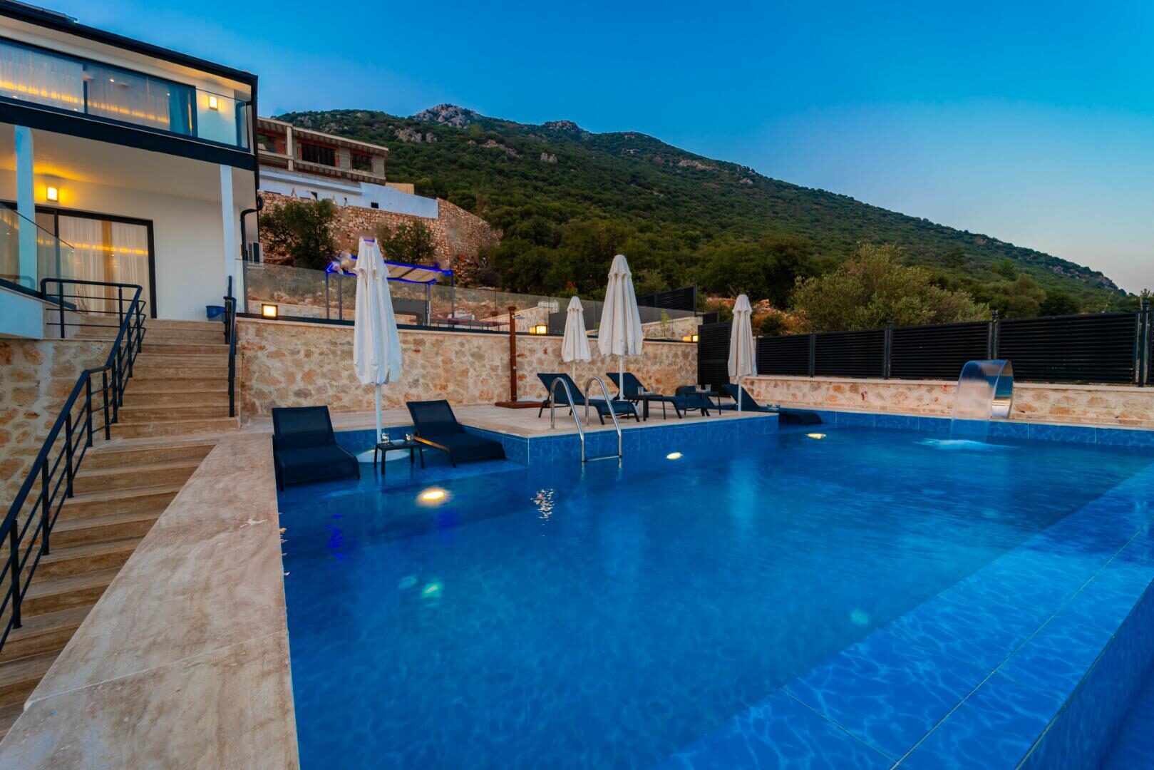Villa Avenir — 13