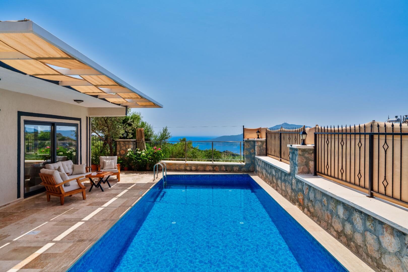 Villa Samyeli — 16