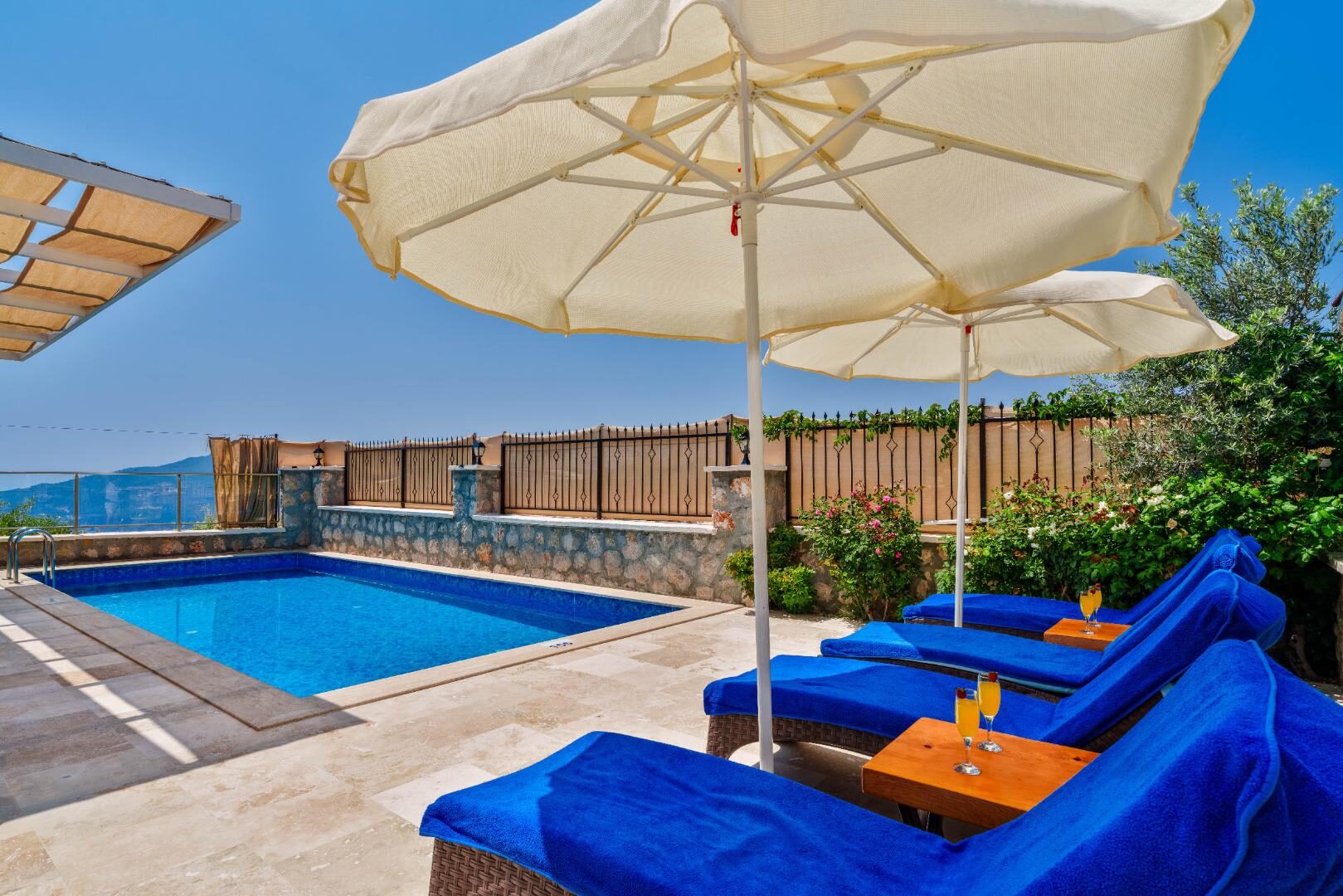 Villa Samyeli — 17