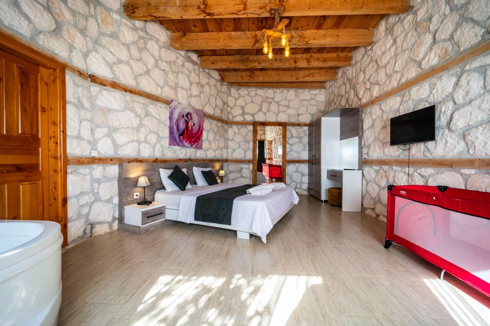 Villa Anahita — 33