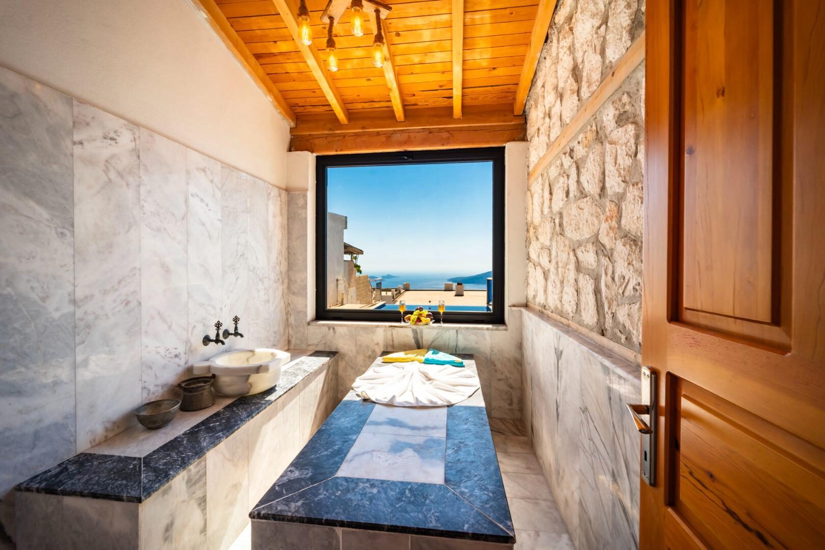 Villa Anahita — 41