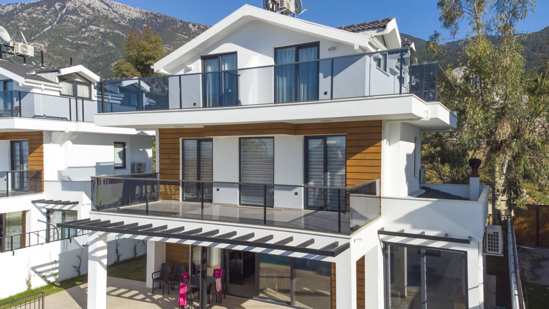 Villa Berzan — 5