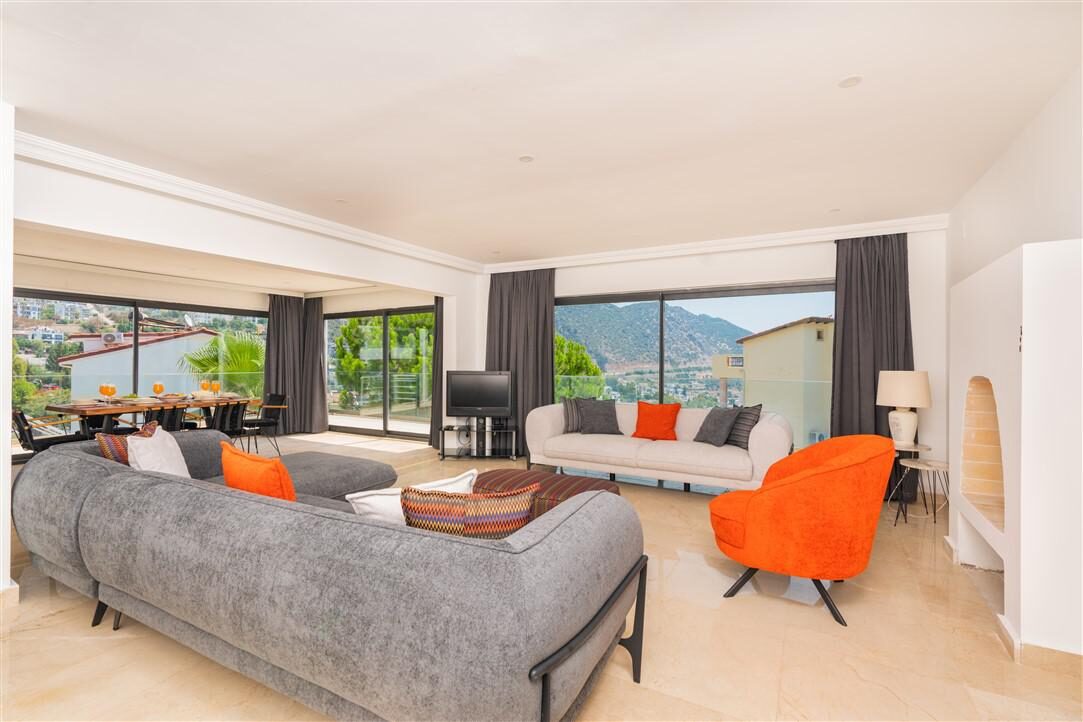 Villa City — 22