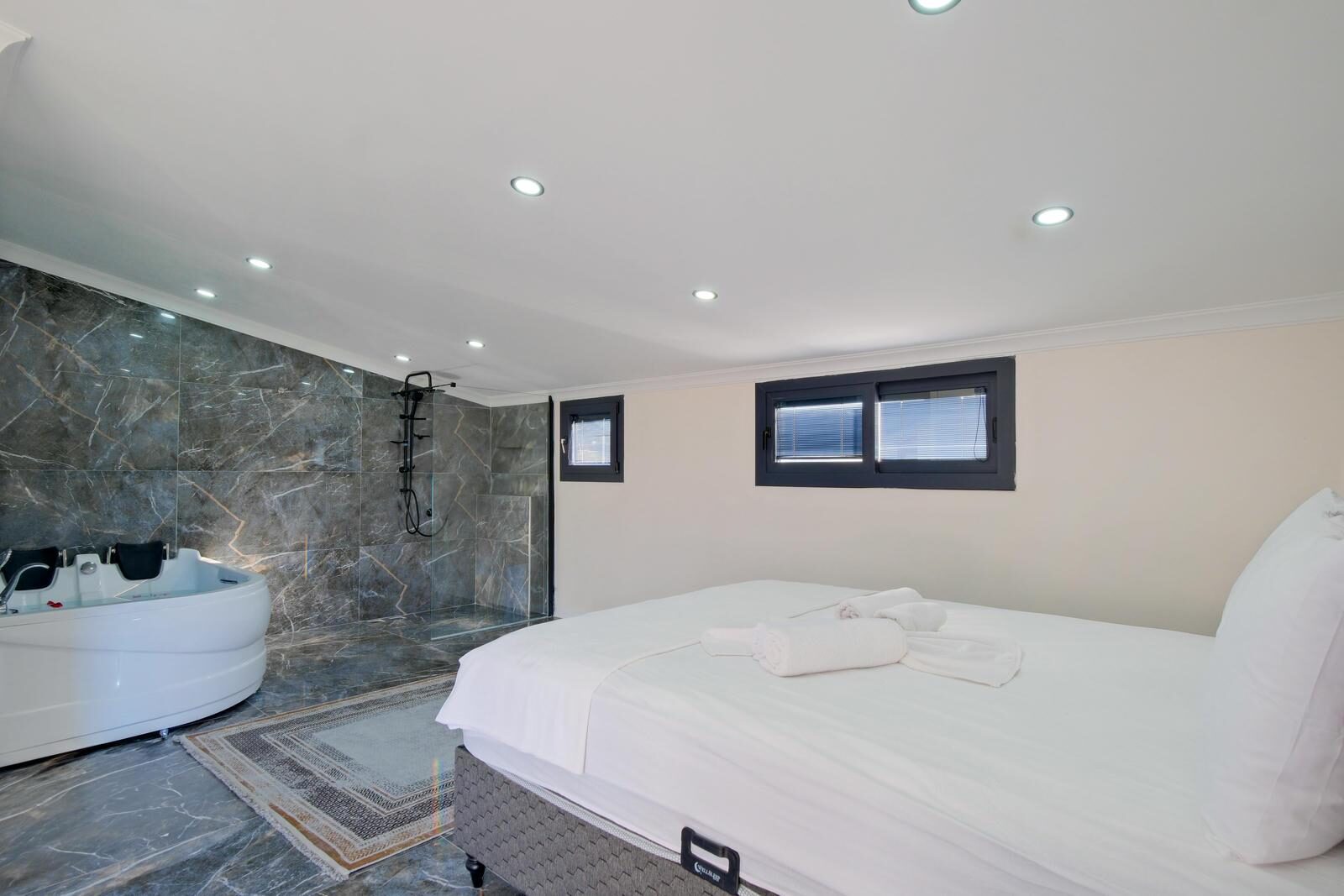 Villa White 1 — 31