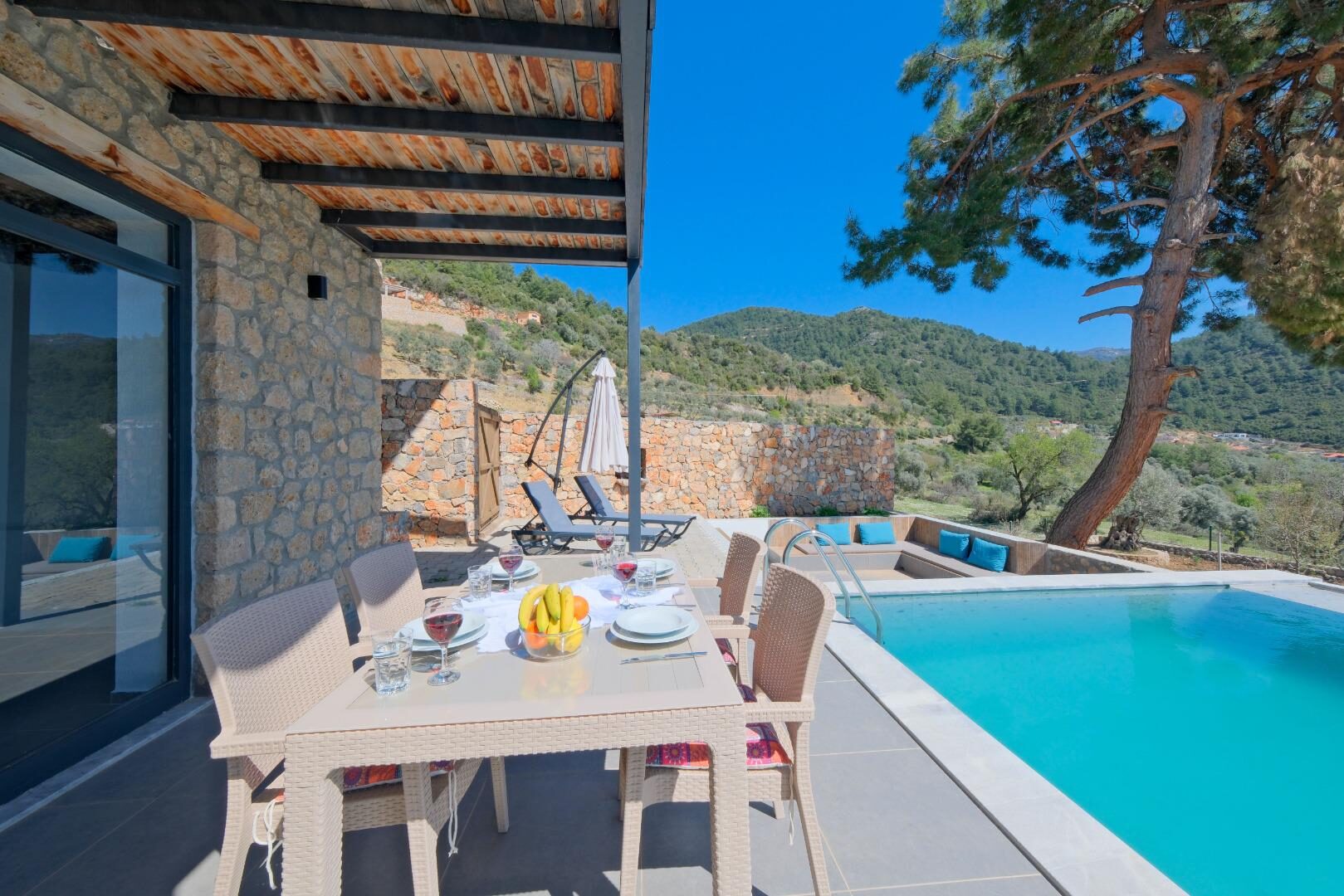 Villa Ayza — 6