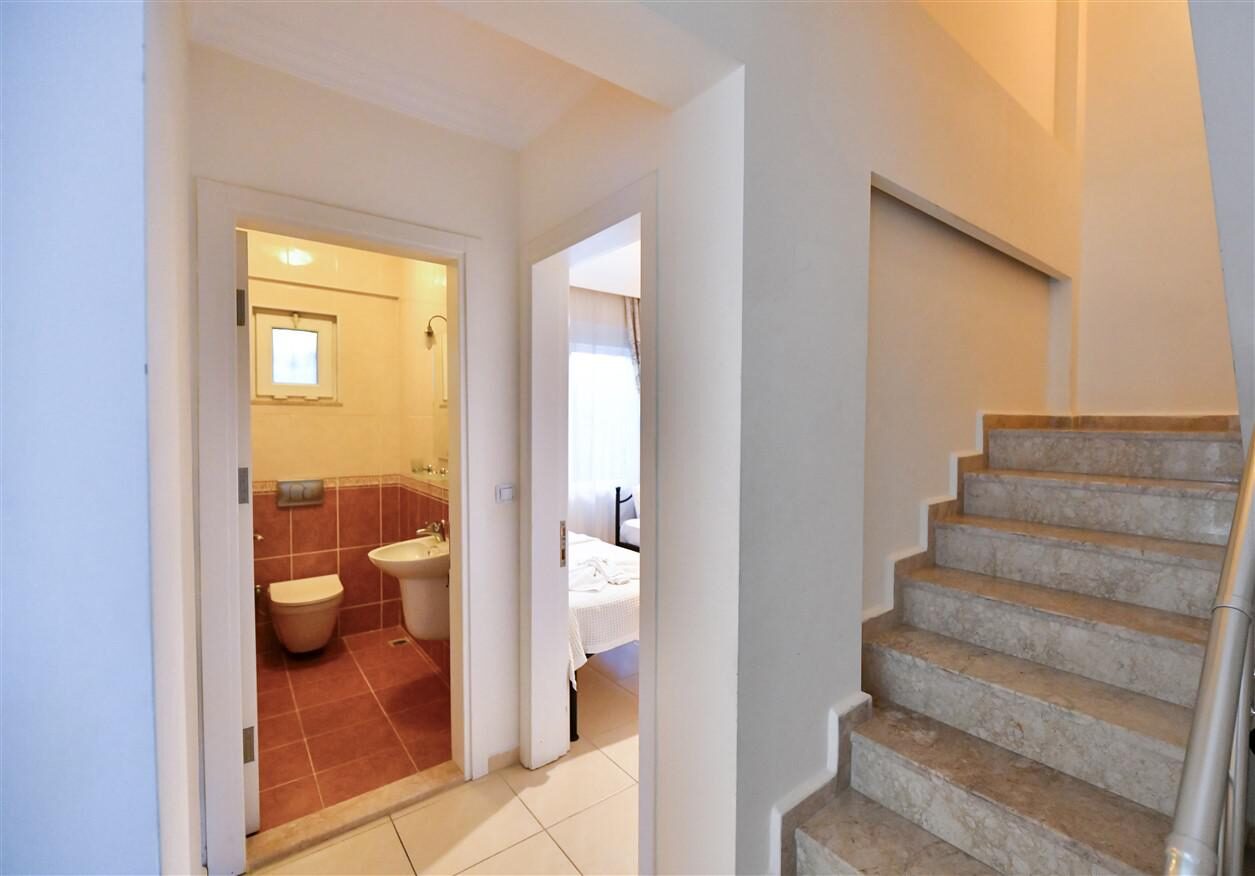 Villa Mango — 12