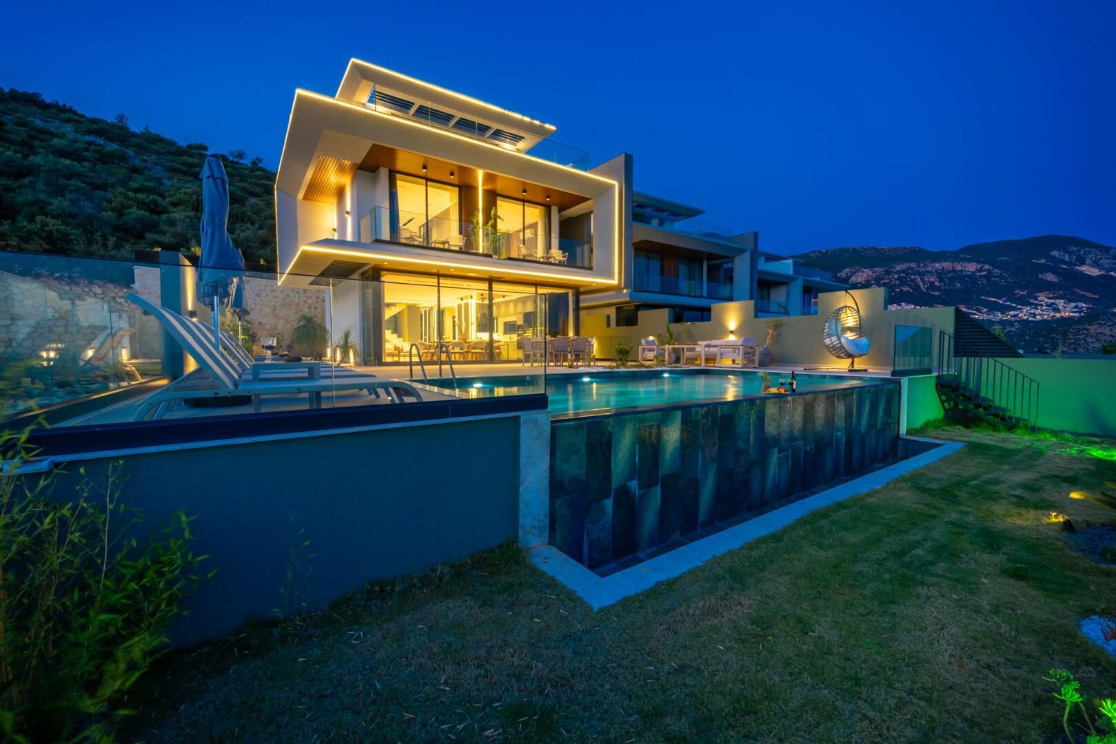 Villa Aura F