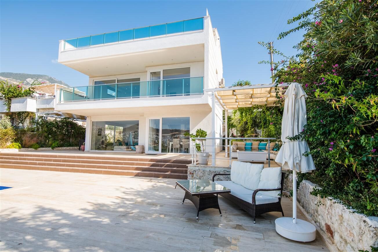 Villa Hillside Kışla — 9
