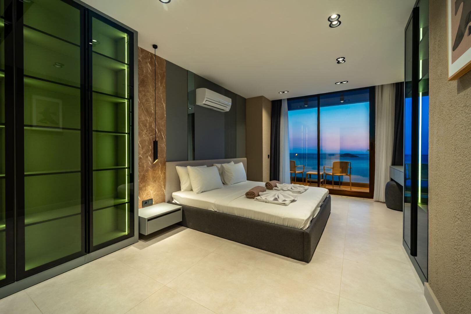 Villa Aura F — 61