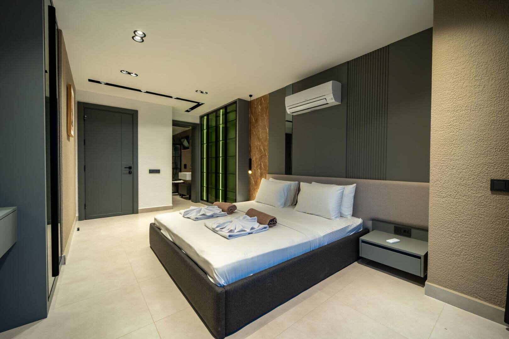 Villa Aura F — 63