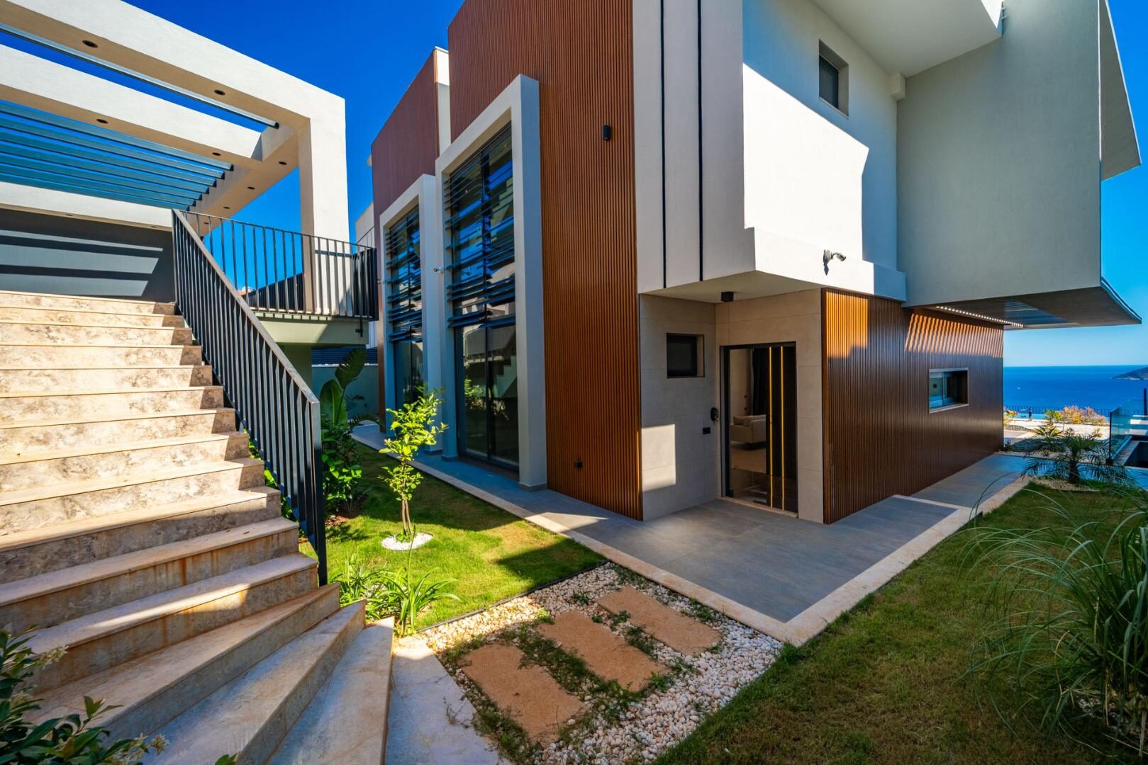 Villa Aura D — 81