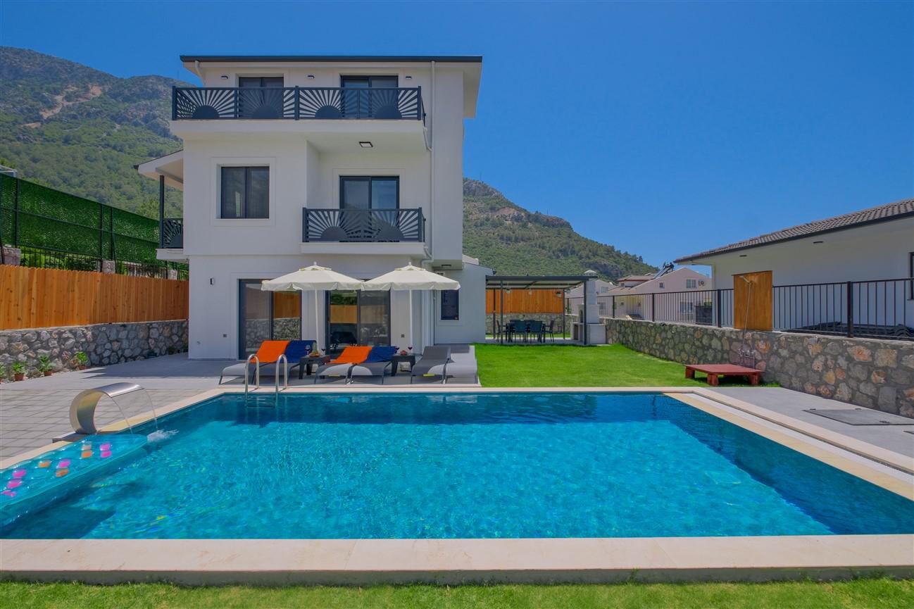Villa Santorini — 2