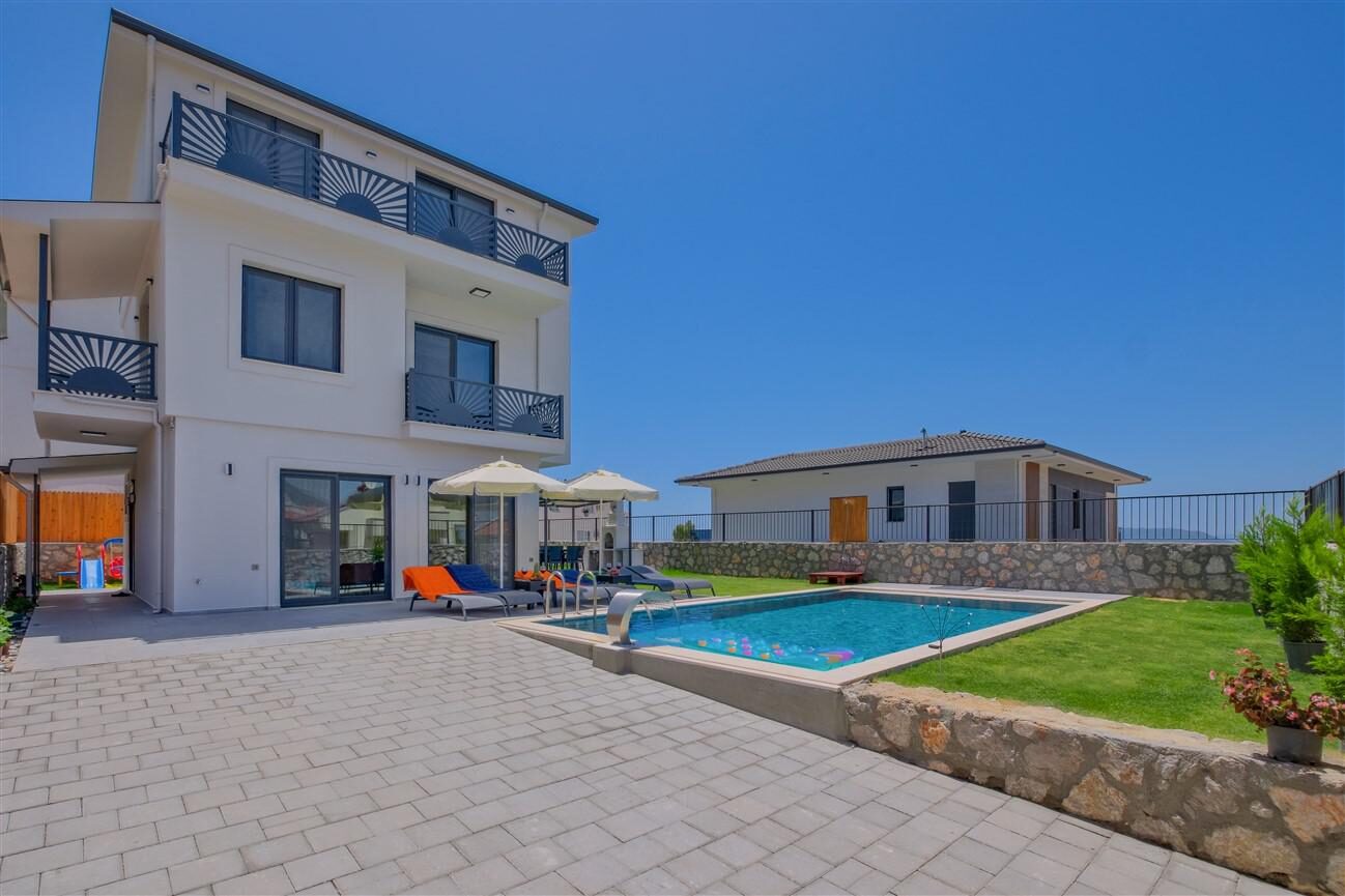 Villa Santorini — 6
