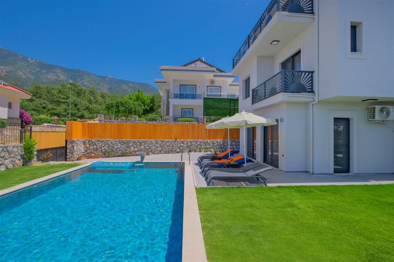 Villa Santorini — 13