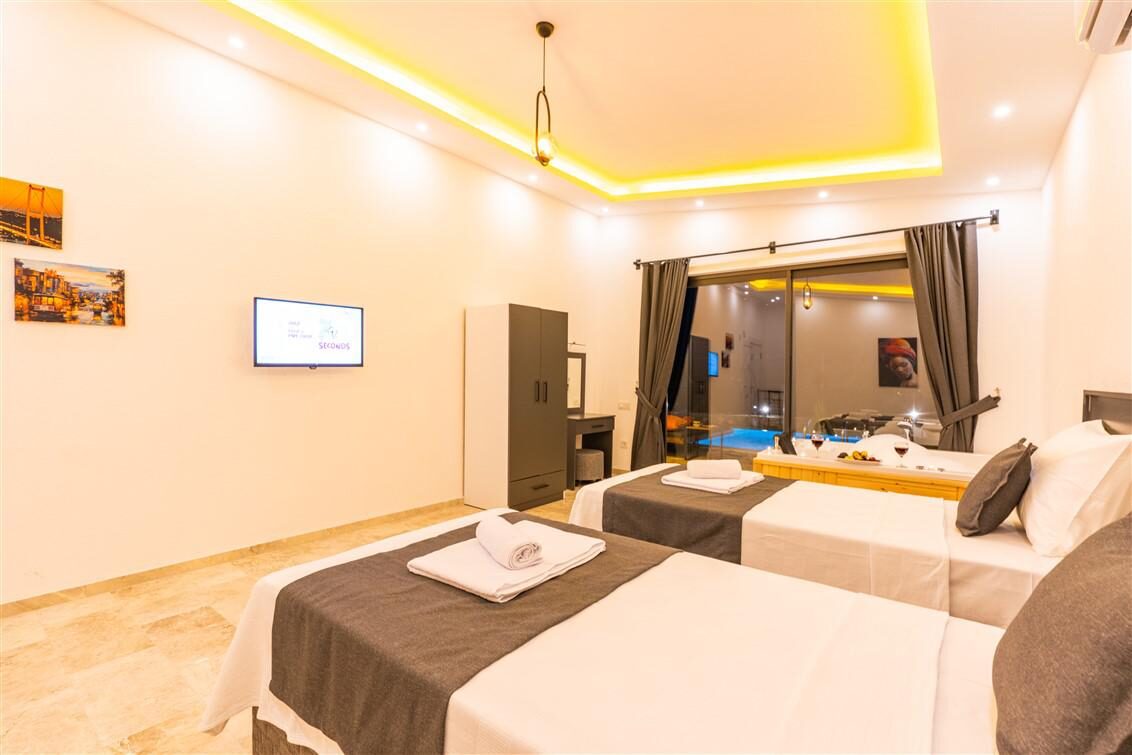 Villa İbiza — 60