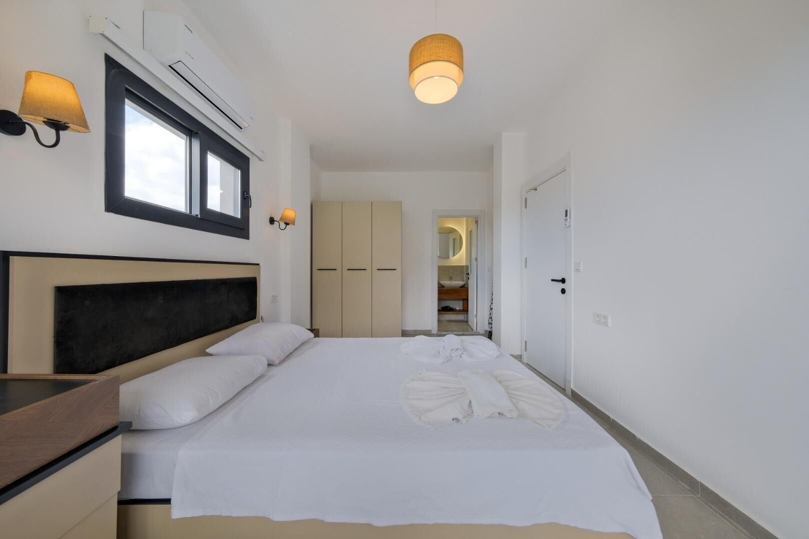 Villa Note 5 — 65