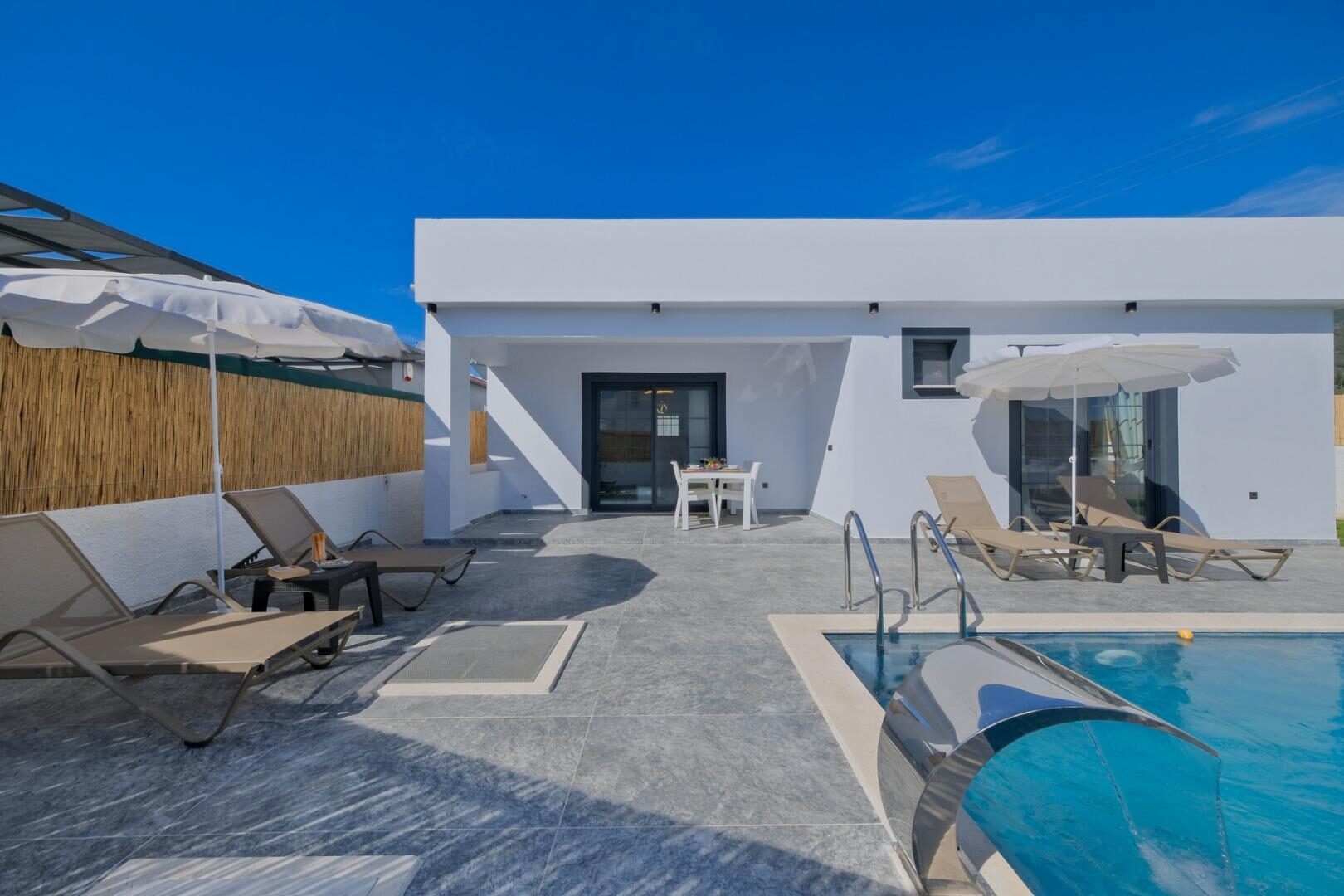 Villa Altın 3 — 7
