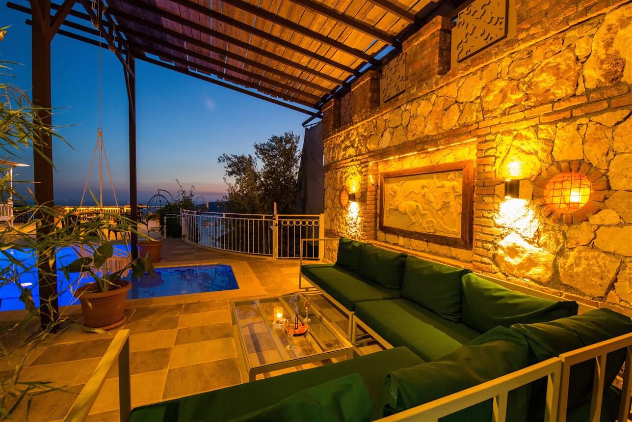 Villa Tulip — 25