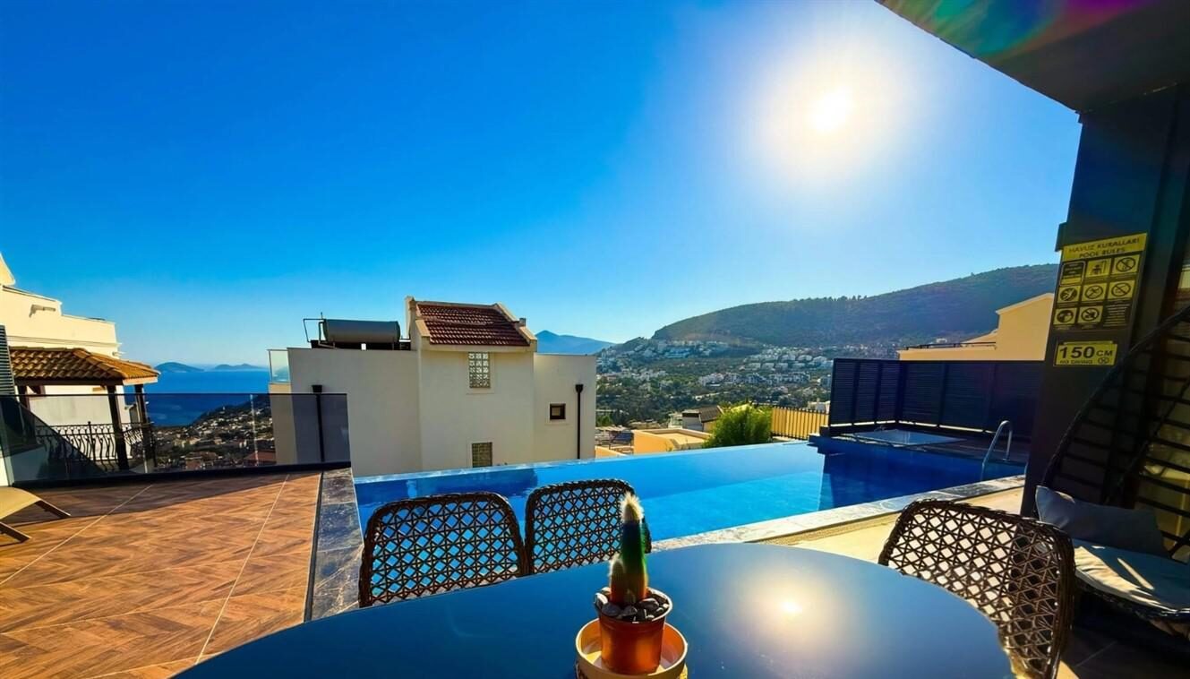 Villa Elmas — 5