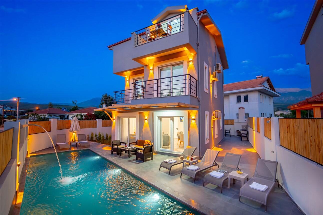 Villa Letonya Riverside — 11