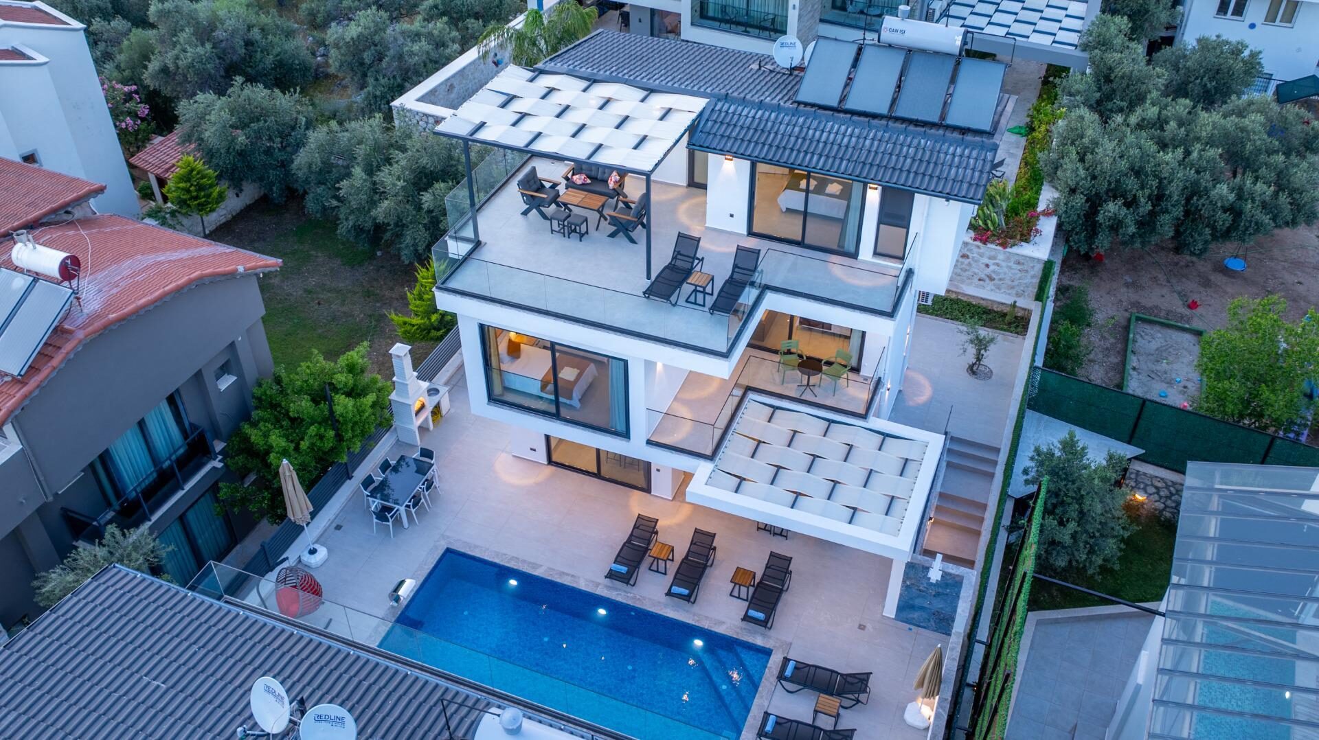 Villa Lovelet 1 — 30