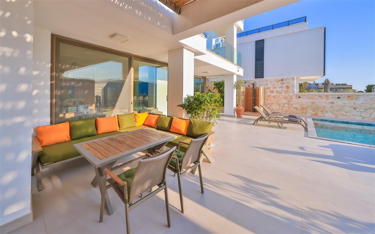 Villa Eliza — 18