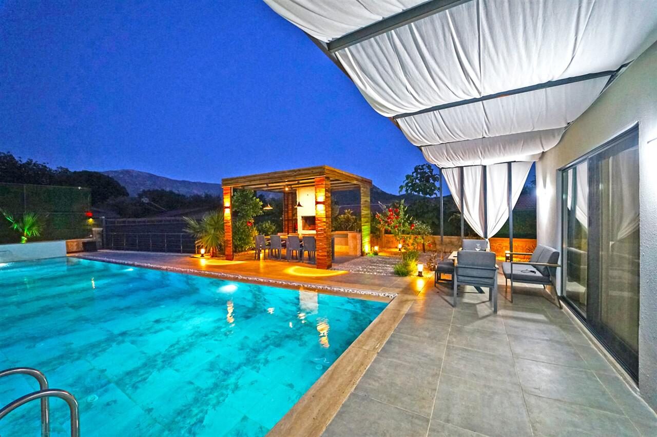 Villa Mamon Luxury Life — 29