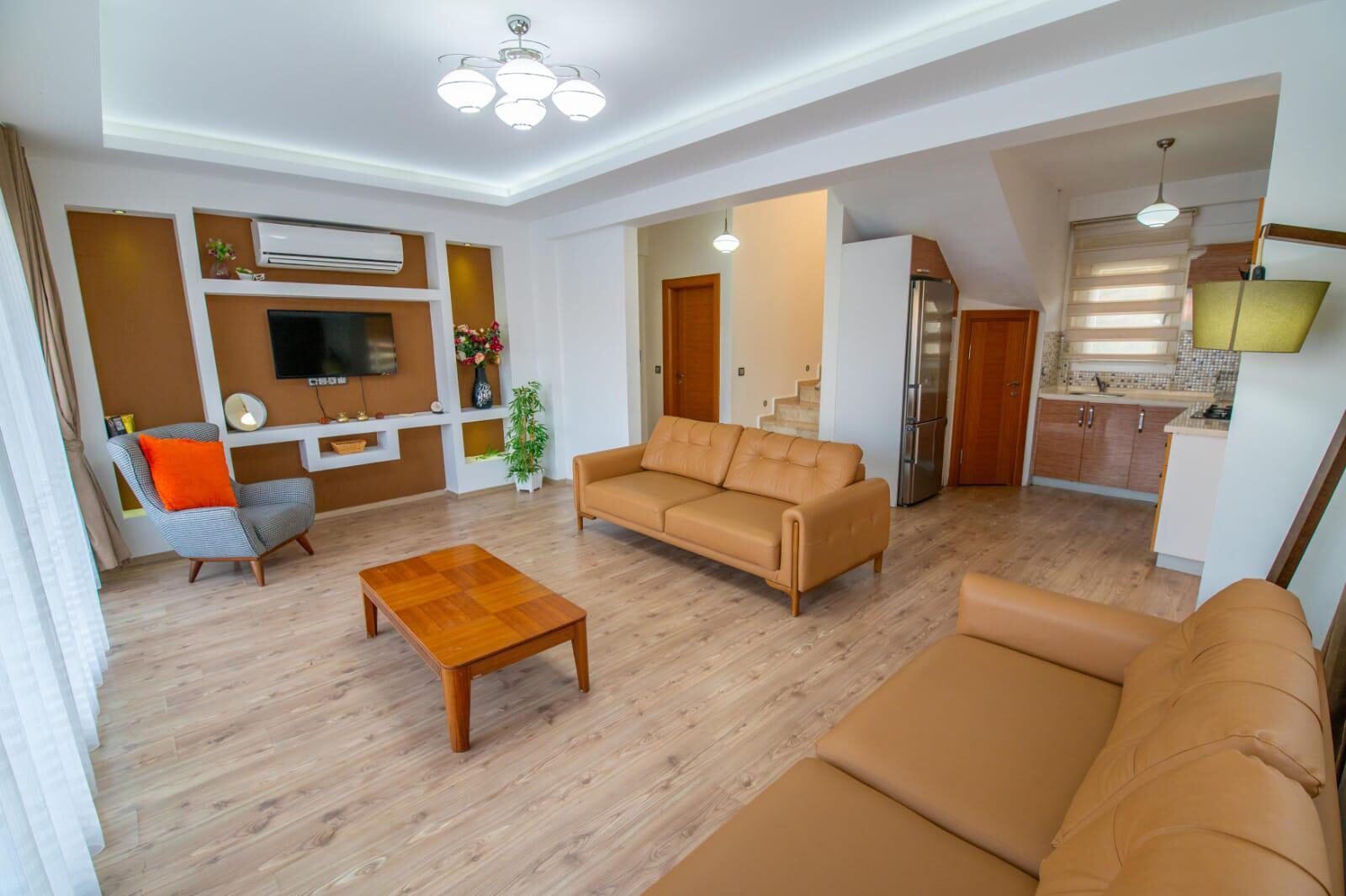 Villa Anka 14 — 72