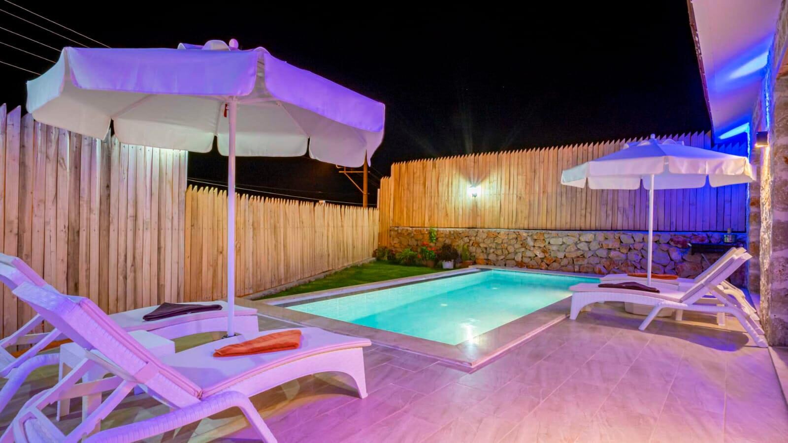 Villa Pamir — 14