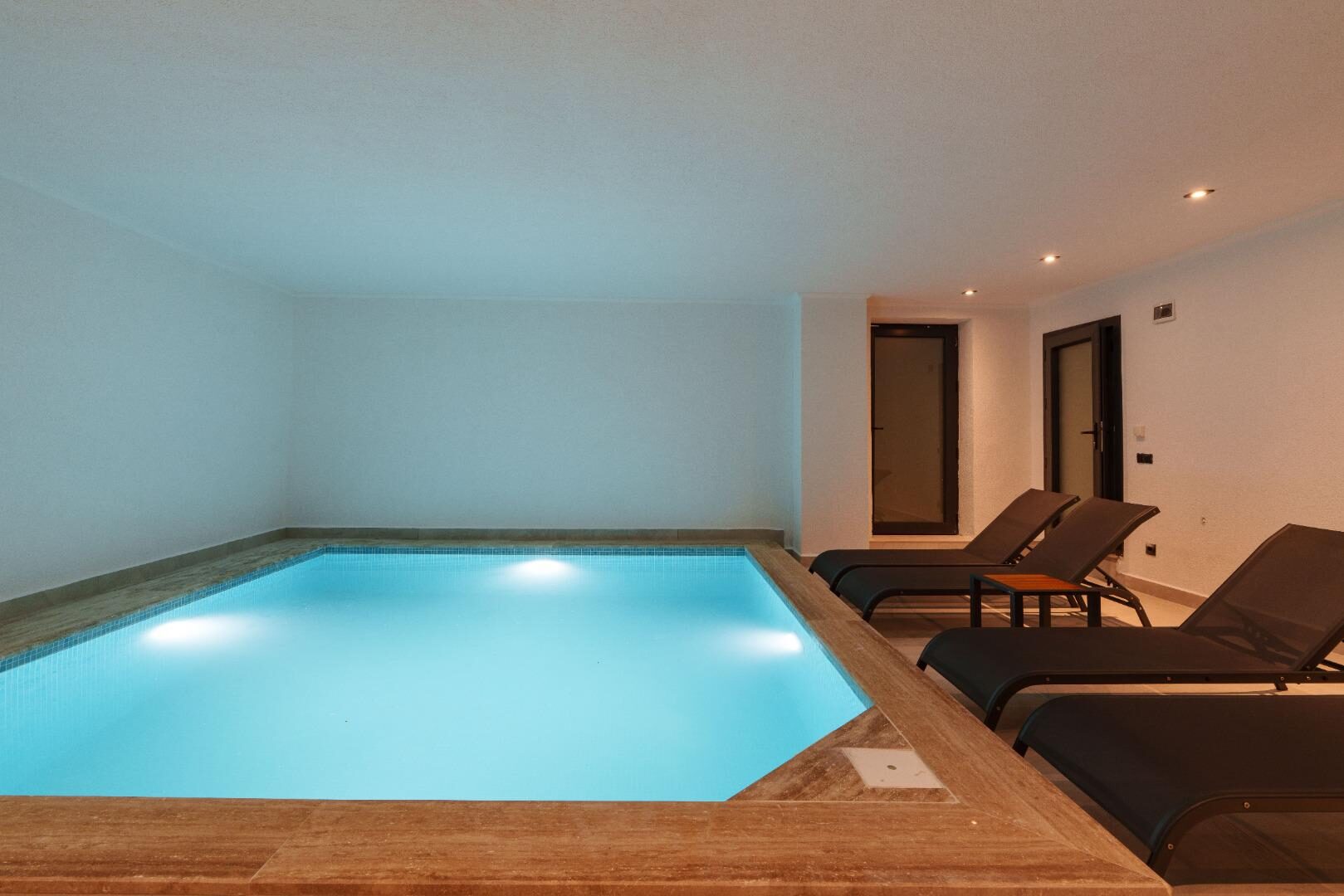 Villa Newcastle — 42