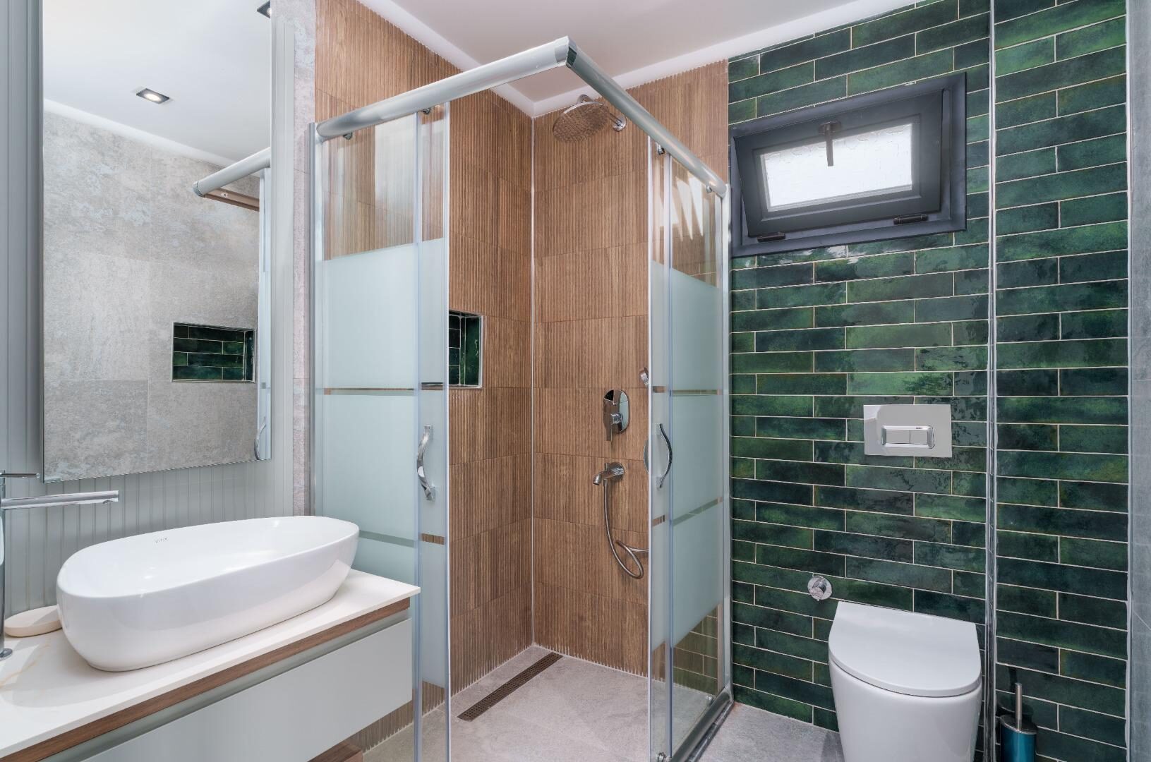 Villa Newcastle — 56