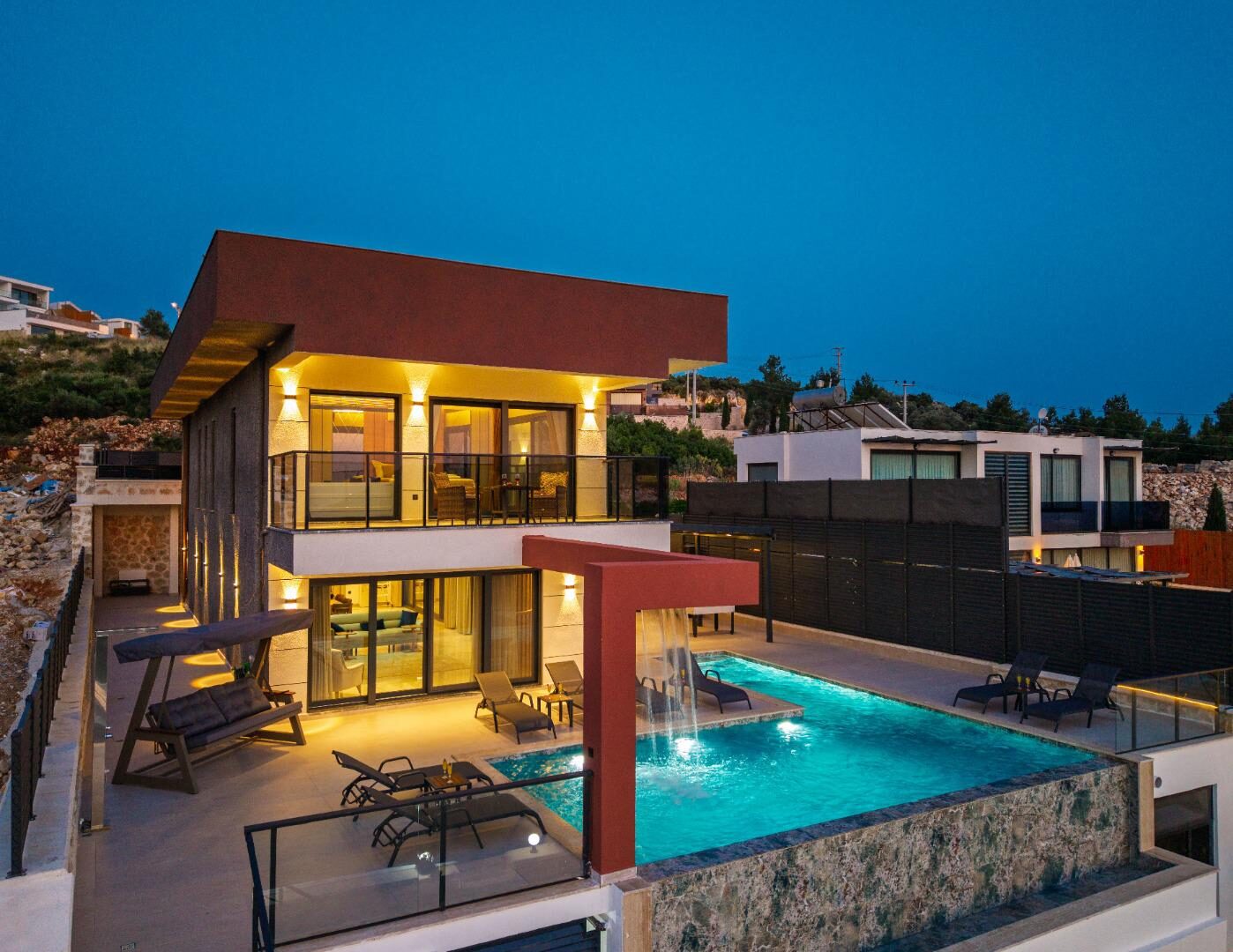 Villa Newcastle — 90