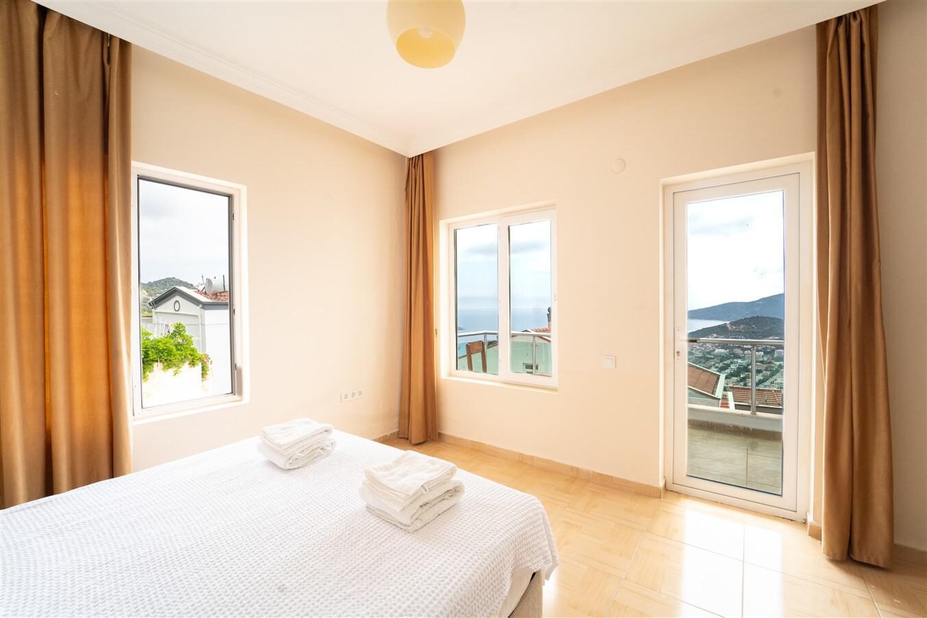 Villa Mevsim Kızıltaş — 40
