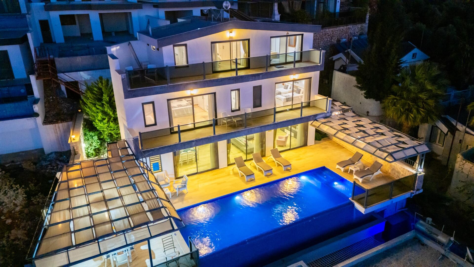 Villa April — 4