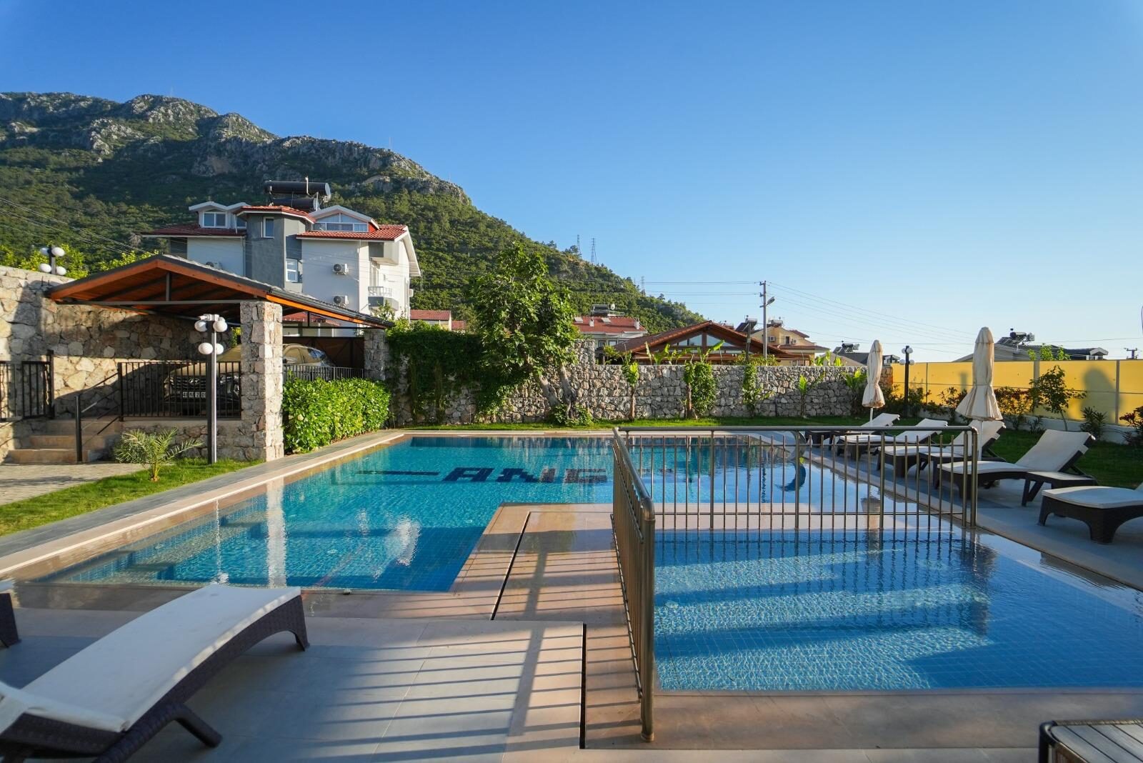 Villa Balkan 1 — 16
